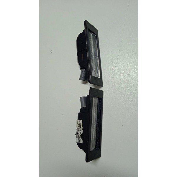 Par Luz De Placa Fiat Cronos