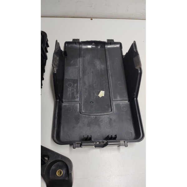 Caixa Para Bateria Audi Q3
