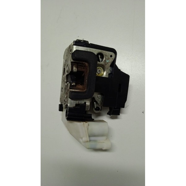 Fechadura Da Porta Dianteira Esquerda Original Fiat Doblo