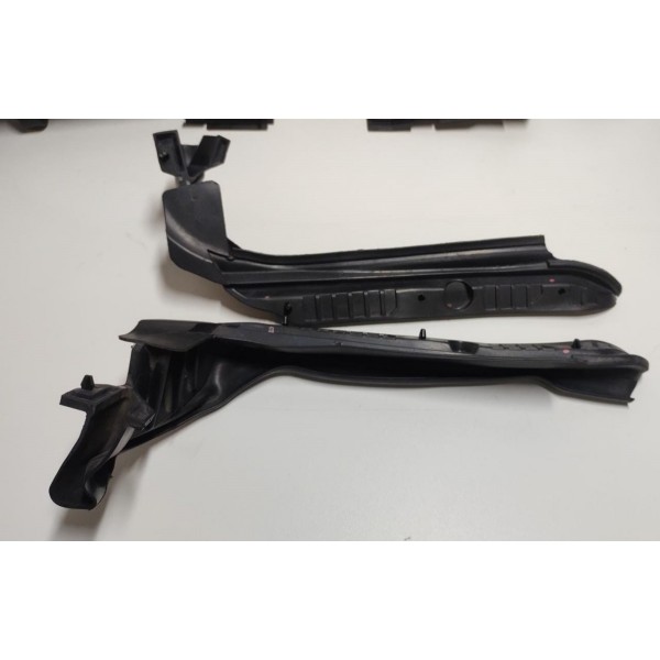 Par Acabamento Vedação Capo Superior Dir / Esq Mini Cooper S