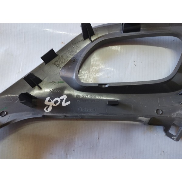 Moldura Maçaneta Porta Direito Peugeot 208 - 9801764877
