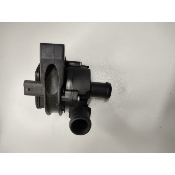 Bomba D' Água Auxiliar Audi A1 A3 Golf Tiguan Passat