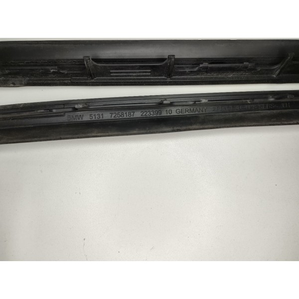 Par Aplique Friso Esquerdo / Direito Para-brisa Bmw 320i