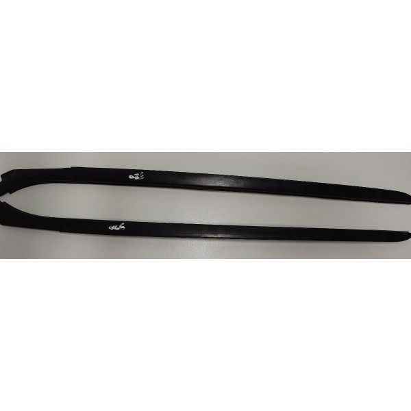 Par Aplique Friso Esquerdo / Direito Para-brisa Bmw 320i