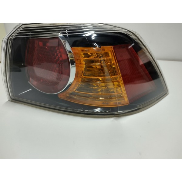 Lanterna  Direito / Esquerdo Mitusubishi Lancer  2012 A 2016