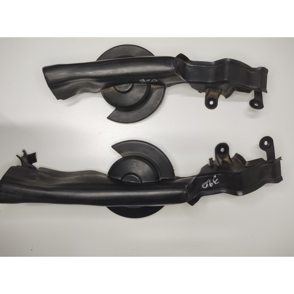 Par Vedação Aba Frontal Direito / Esquerdo Bmw 320i 328i