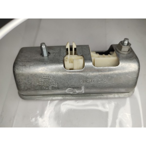 Maçaneta Botão Elétrico Da Tampa Traseira Audi A3-q3