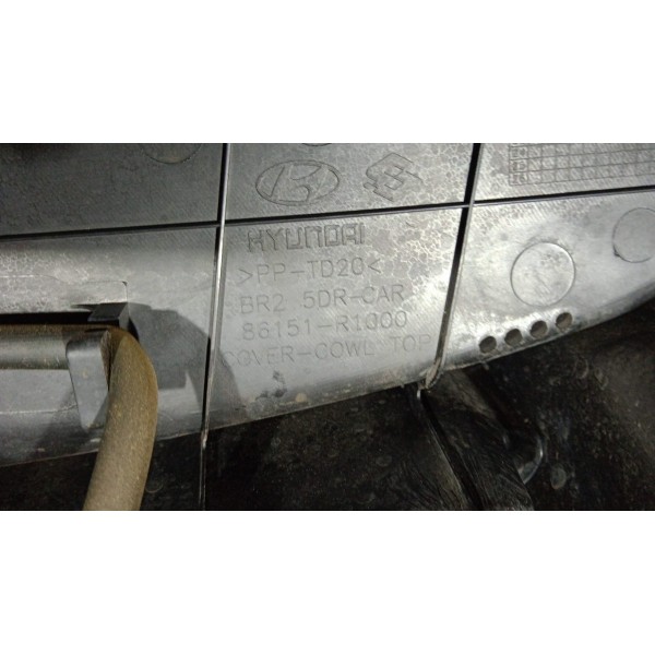 Churrasqueira Acabamento Parabrisa Hyundai Hb20 20 A 23