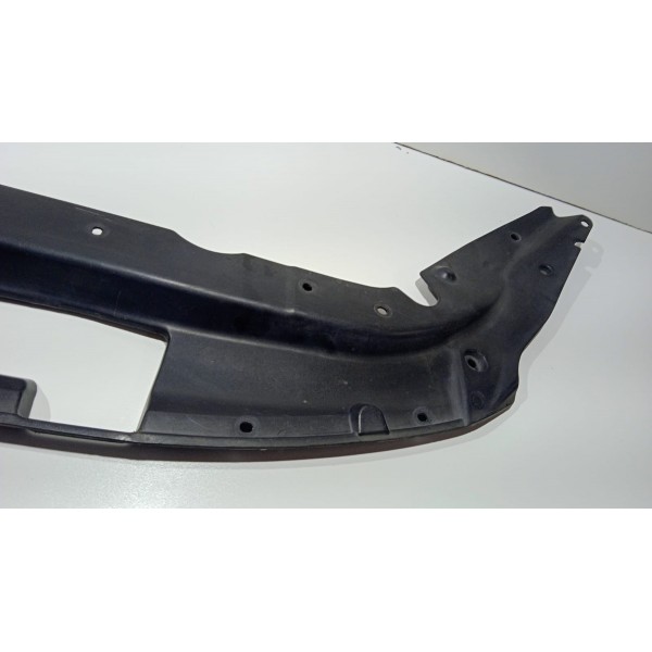 Acabamento Moldura Superior Radiador Nissan Sentra 2.0