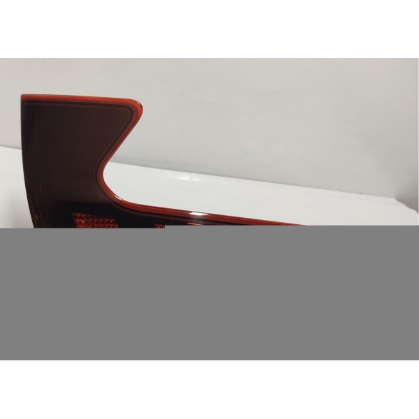 Lanterna Tampa Traseira L.e Hyundai Hb20 Hatch 20 A 23