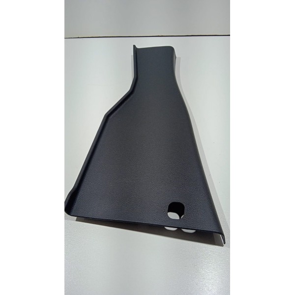 Acabamento Coluna Traseira Esquerda Vw Amarok V6 18 A 22