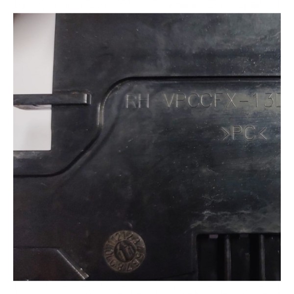 Suporte Guia Farol Lado Direito R.r Evoque 2011 A 2015