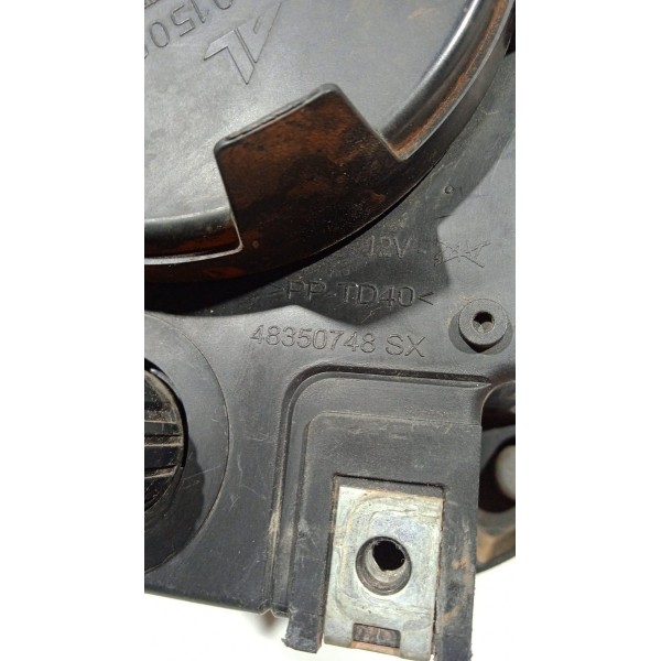 Farol L.e Jeep Renegade 15 A 19 Esquerdo