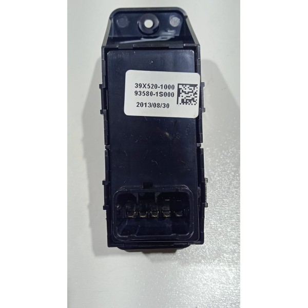 Botão Vidro Elétrico Porta T.d Hyundai Hb20 14 A 19