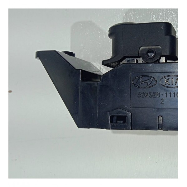 Botão Vidro Elétrico Porta T.e Hyundai Hb20 14 A 19