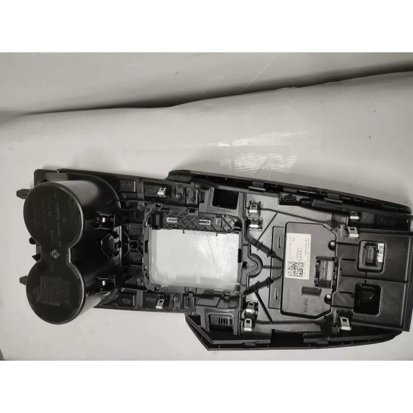 Moldura Console Central Com Comandos Audi A3 Tfsi 1.4