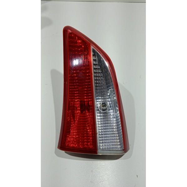 Lanterna Tampa Traseira L.d Hyundai Hb20 Hatch 13 A 17 Direito/passageiro Vermelho