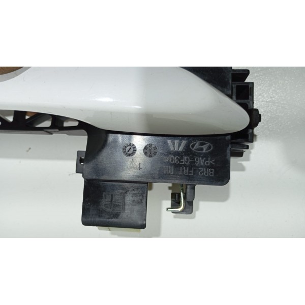 Maçaneta De Porta Externa D.d Hyundai Hb20 20 A 22