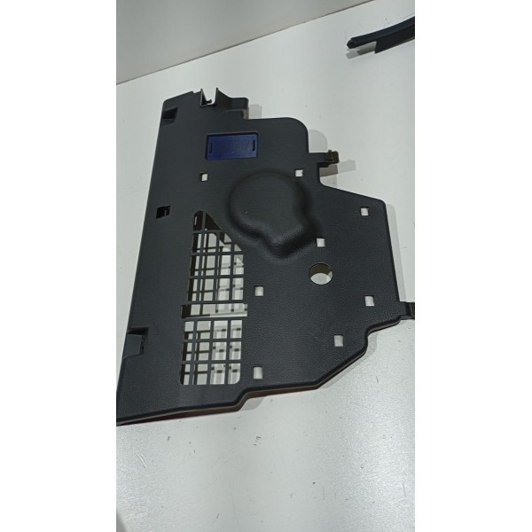 Acabamento Inferior Porta Luvas Hyundai Azera 12 A 17