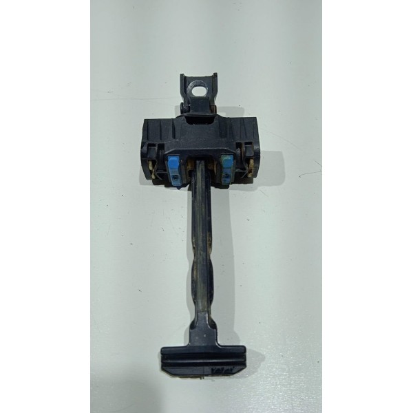 Limitador Porta T.e Vw Amarok 10 A 22