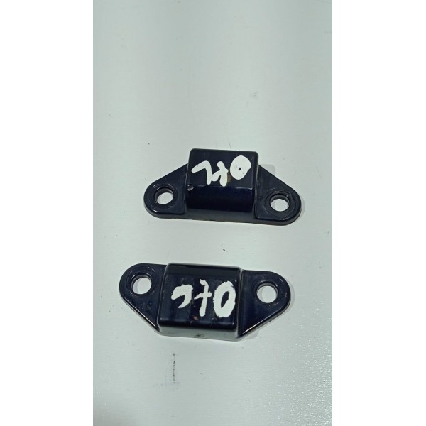 Par De Batente Tampa Traseira Mitsubishi Outlander 14 A 16