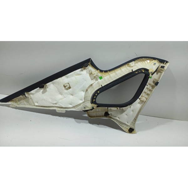 Acabamento Coluna Traseira Direita Hyundai Azera 12 A 17