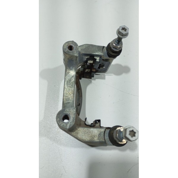 Cavalete Da Pinça Freio T.d Hyundai Azera 3.0 V6 12 A 17