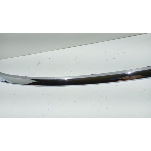 Friso Moldura Cromado Tampa Traseira Mitsubishi Outlander