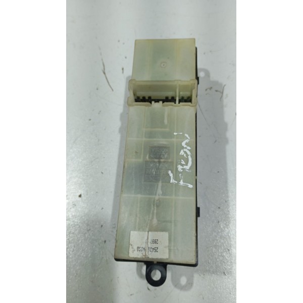 Comando Vidro Elétrico D.e Nissan Frontier 08 A 15