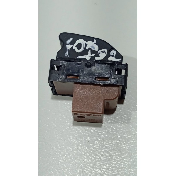 Botão Comando Vidro T.d Vw Fox 11 A 21