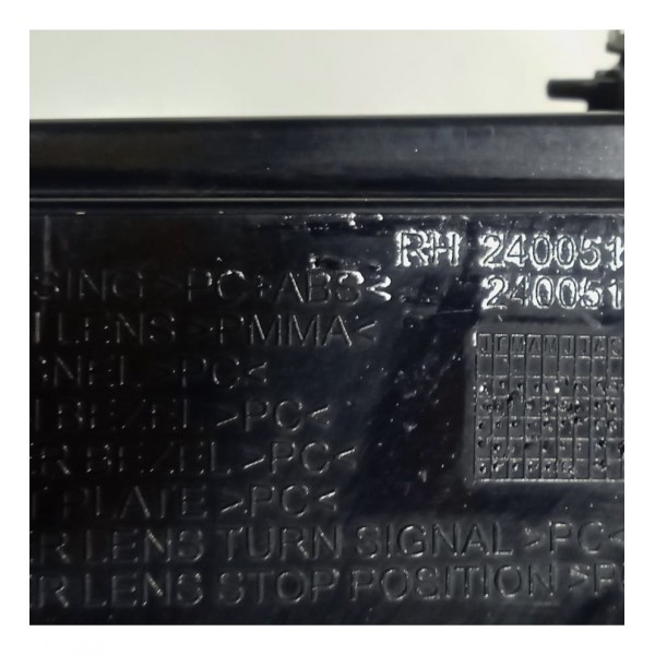 Lanterna Traseira L.d Vw Fox 15 A 21 Original Direito 1#