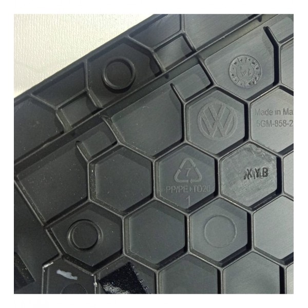 Acabamento Lateral Painel L.d Vw Golf 14 A 19