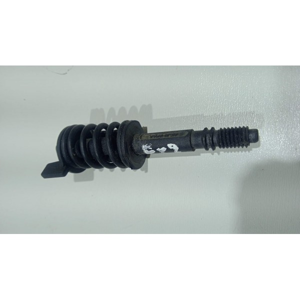 Parafuso Fixação Lanterna Traseira Vw Fox 15 A 21