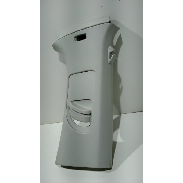 Acabamento Coluna Traseira L.d Vw Golf Variant Tsi