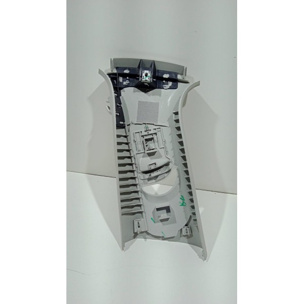 Acabamento Coluna Traseira L.d Vw Golf Variant Tsi