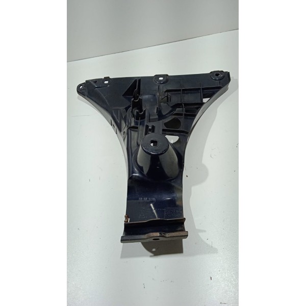 Guia Parachoque Traseiro Direito Bmw 550i 08 A 11