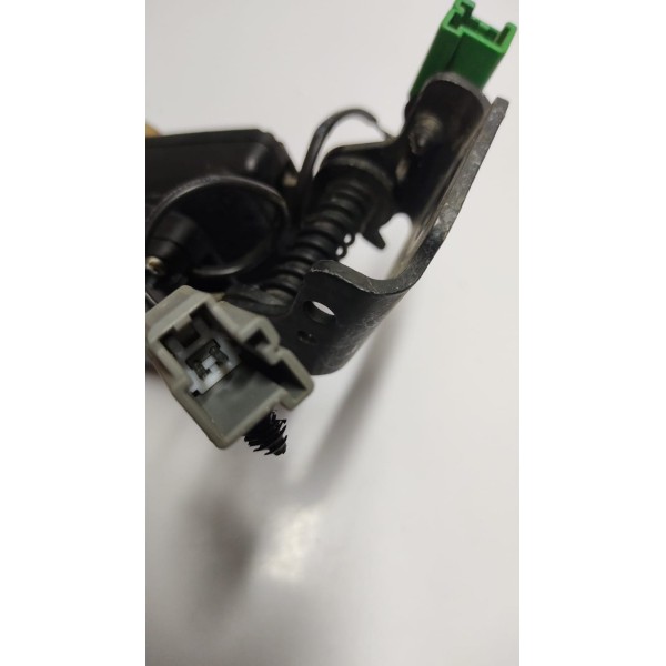 Engate Cinto Segurança Traseiro R.r Evoque 2011 A 2015