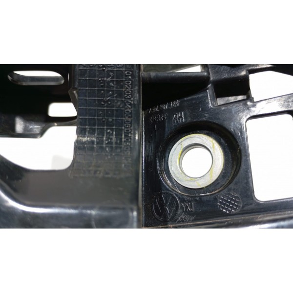 Guia Parachoque Dianteiro L.d Vw Golf 14 A 18