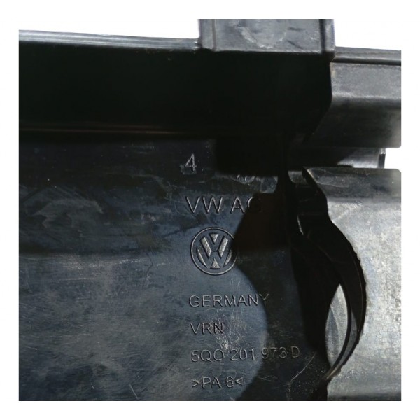 Capa Protetor Mangueira Combustível Vw Golf Jetta A3 1.4 Tsi