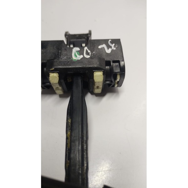 Limitador De Porta D.d Bmw 320i 328i 13 A 17