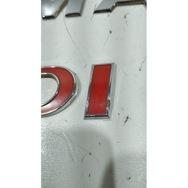 Emblema Tampa Traseira Vw Amarok 18 A 23