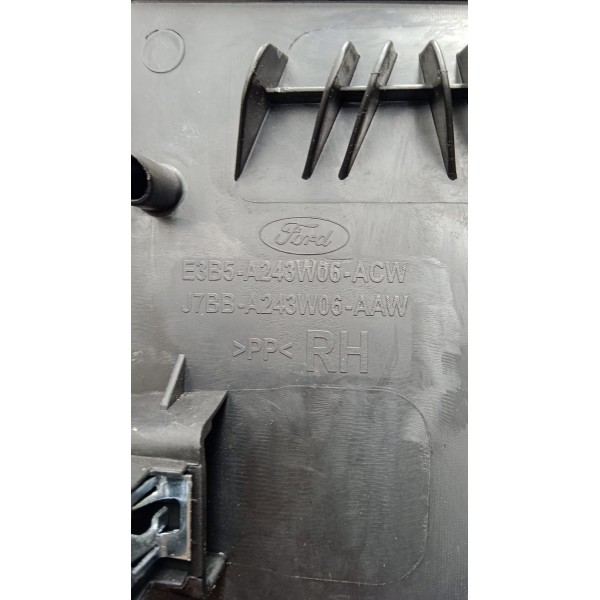 Acabamento Coluna Central T L.d Ford Ka 15 A 21