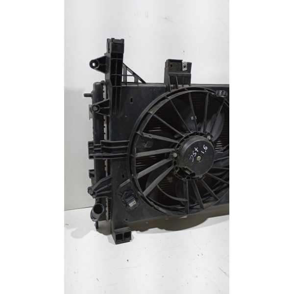 Kit Conjunto Radiador Renault Duster 1.6 2.0 2012 A 2015