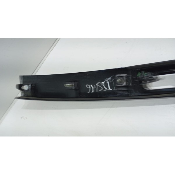 Moldura Tampa Traseira Luz De Placa Discovery Sport 15 A 17