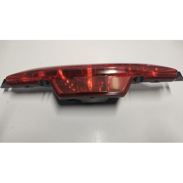 Break Light Parachoque Traseiro Peugeot 208 13 A 17