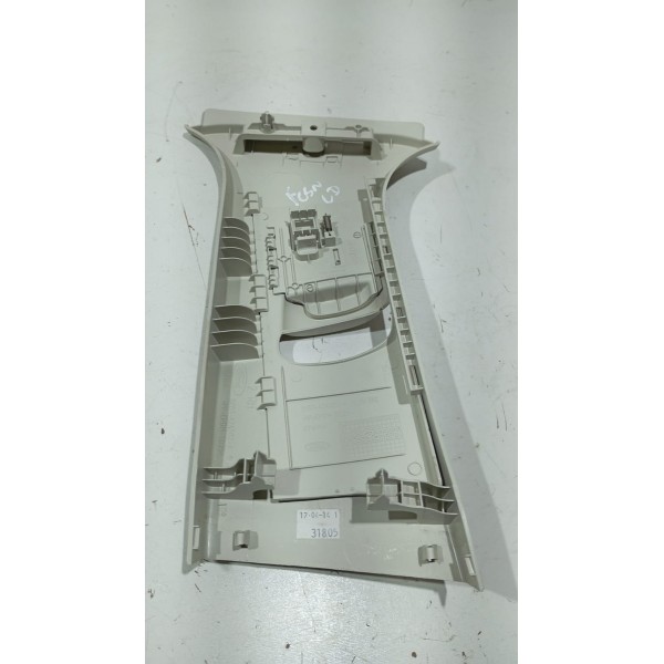 Acabamento Coluna Central Cinto L.d Ford Focus Hatch 14 A 18