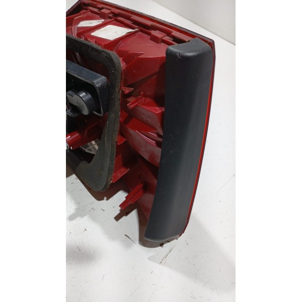 Lanterna Traseira Tampa L.d Vw Jetta 12 A 15