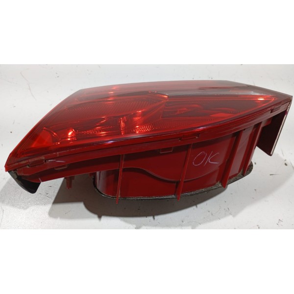 Lanterna Traseira Tampa L.d Vw Jetta 12 A 15