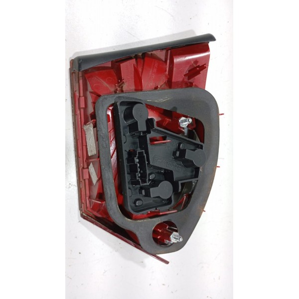 Lanterna Traseira Tampa L.d Vw Jetta 12 A 15