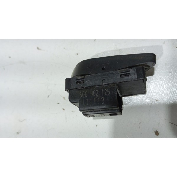 Botão Interruptor Trava Destrava Porta D.e Vw Jetta 12 A 17